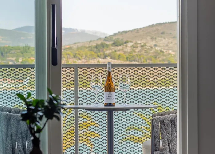 Chelmis Sea Front - Oceanis