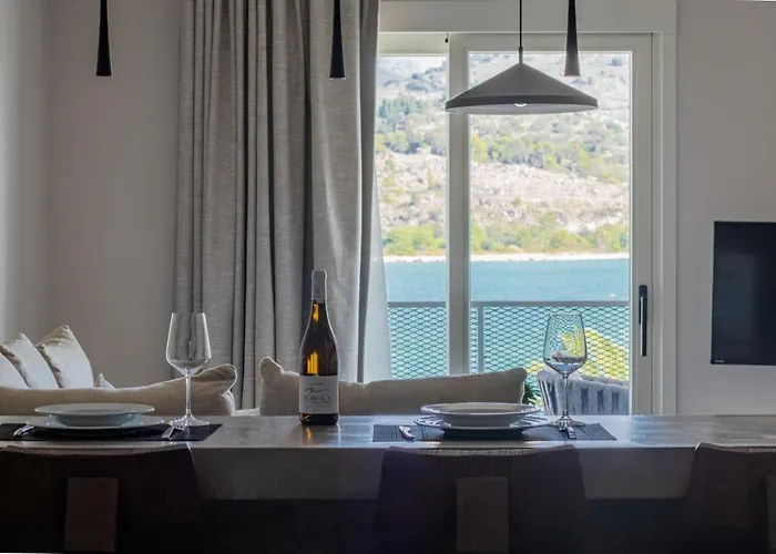 Chelmis Sea Front - Oceanis Appartement *