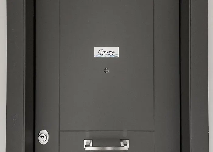 Apartment Chelmis Sea Front - Oceanis *